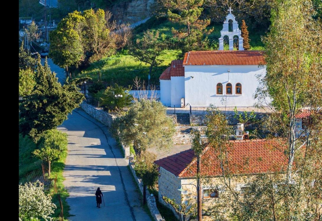 Mitato Open View Villa Kharkia Exterior photo